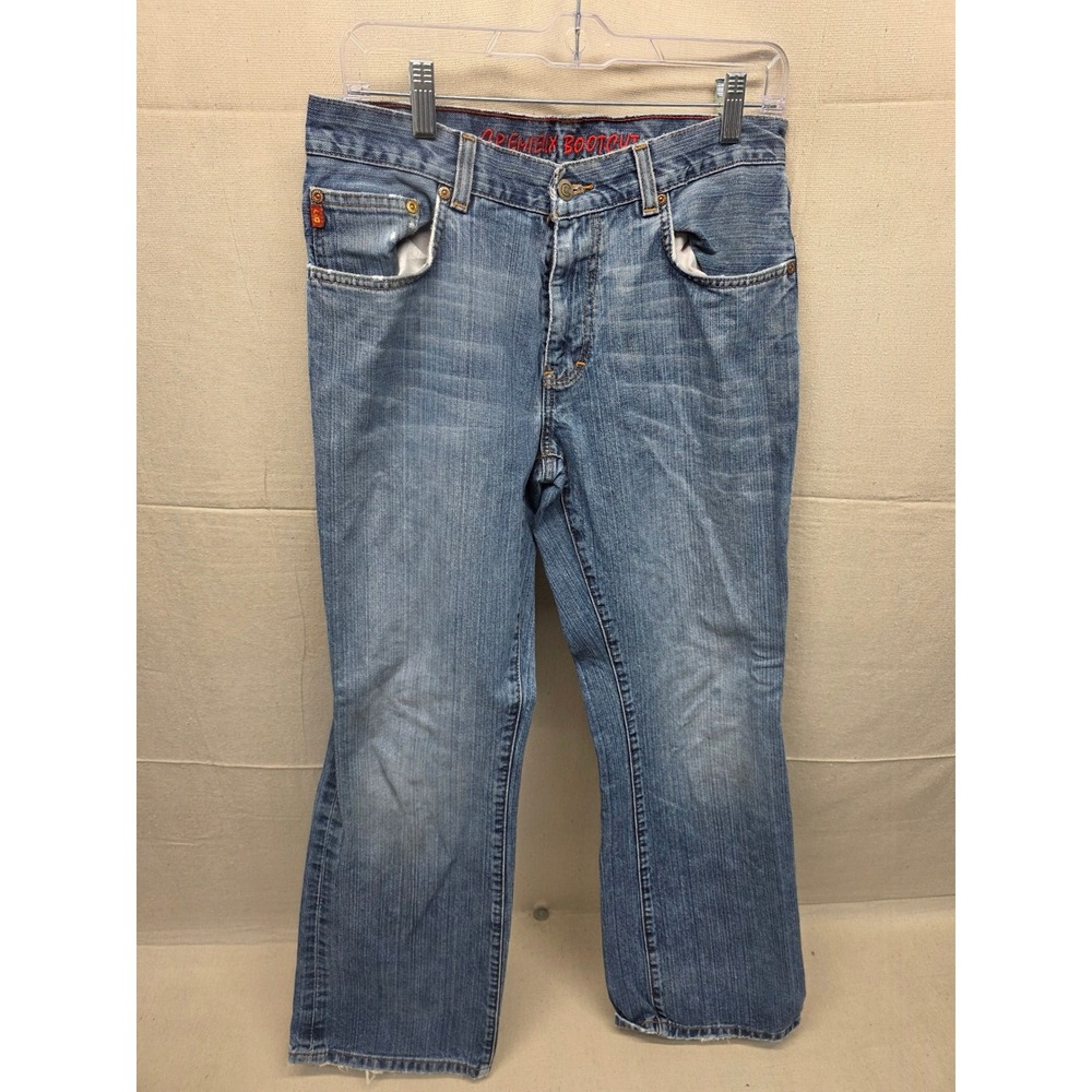 Cremieux Bootcut Mens Jeans 31x32 Medium Wash Blue Denim Sandblast Fade 31 x 32